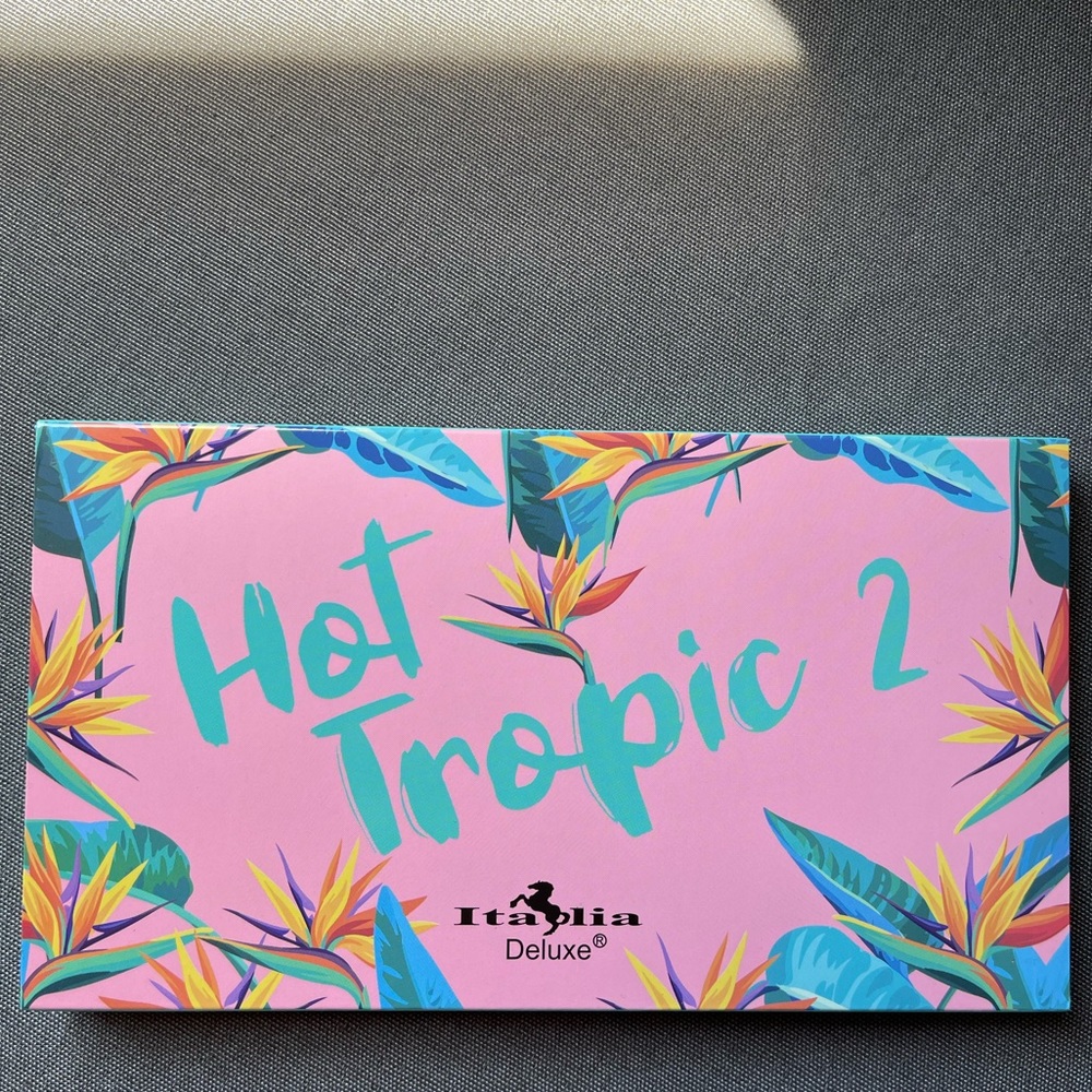 Hot Tropic 2 Eyeshadow Pallet